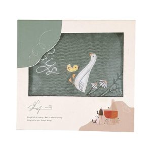 پتو بافت کلاهدار طرح اردک طوسی lisa